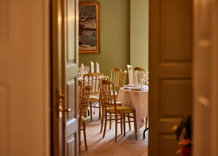 Schackenborg Slotskro 3* Tønder